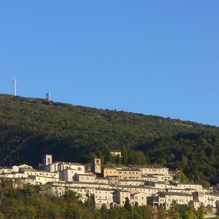 Il Risveglio Dei Sensi Villa Fossato di Vico Exterior photo
